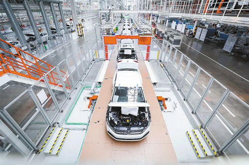 深企優(yōu)必選攜手一汽大眾 人形機器人將走進汽車工廠實訓，助力汽車銷售創(chuàng)新